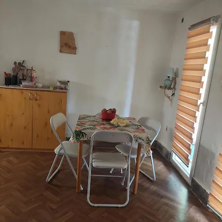 Vikendica Popovica Viki Holiday home Sremska Kamenica